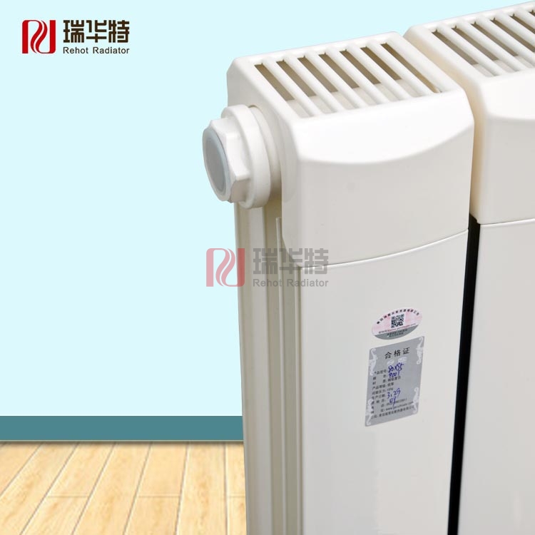 暖氣片成噴泉 泉城濟(jì)南大學(xué)一學(xué)生宿舍成汪洋