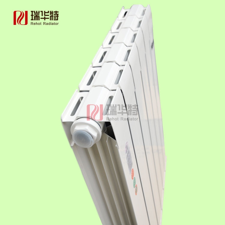 私自改動暖氣片 漏水只能自己買單暖氣片漏水